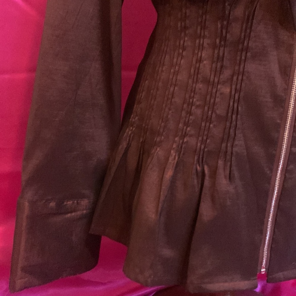 Women’s Brown Ruffled Zip-Front Jacket, size L - Picture 7 of 9